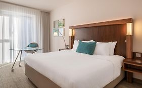 Courtyard By Marriott Cologne